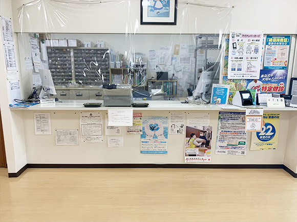 ありす薬局　東尾道店内観